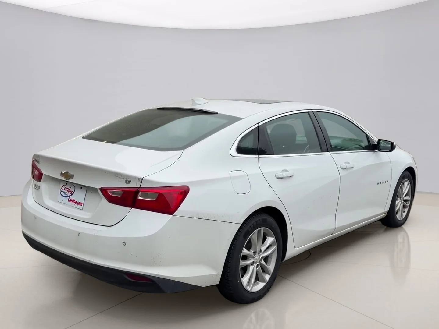Used 2017 White Chevrolet 1LT image 5