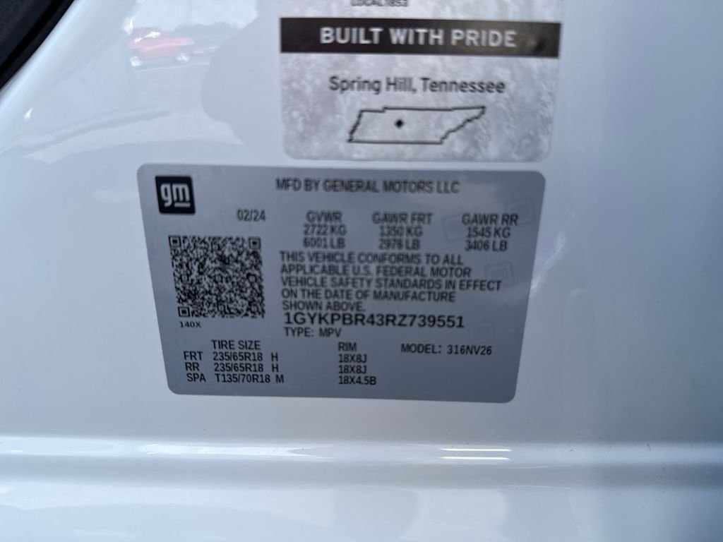 Used 2024 White Cadillac Luxury image 21