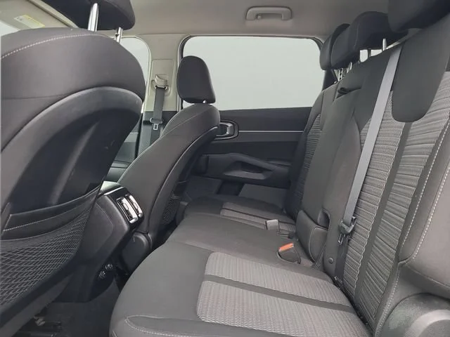 Used 2023 White Kia LX image 10