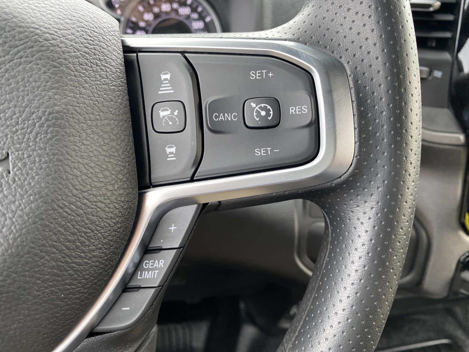 2026 RAM 3500 Chassis Tradesman - Photo 14