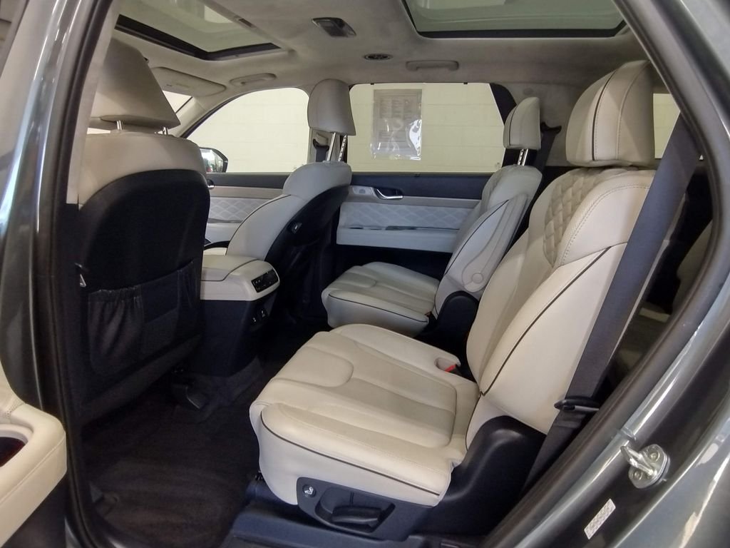 Used 2022 Graphite Hyundai Calligraphy image 31
