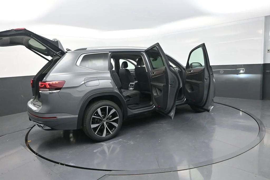 New 2026  Volkswagen 2.0T SEL Premium R-Line image 35