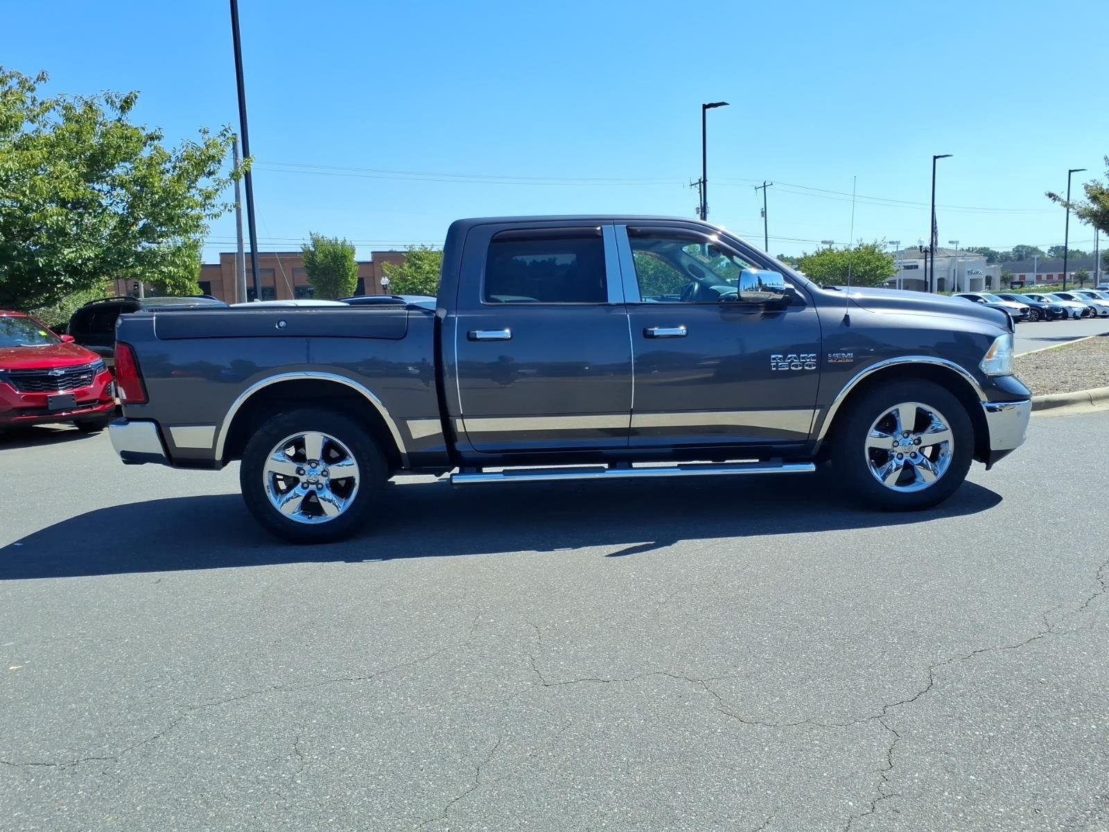 Used 2017 Granite Crystal Metallic Clearcoat Ram Big Horn image 10
