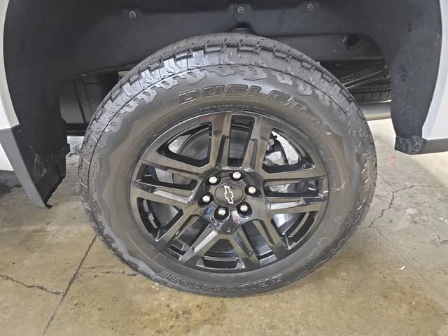 New 2026 Summit White Chevrolet LT Trail Boss image 33