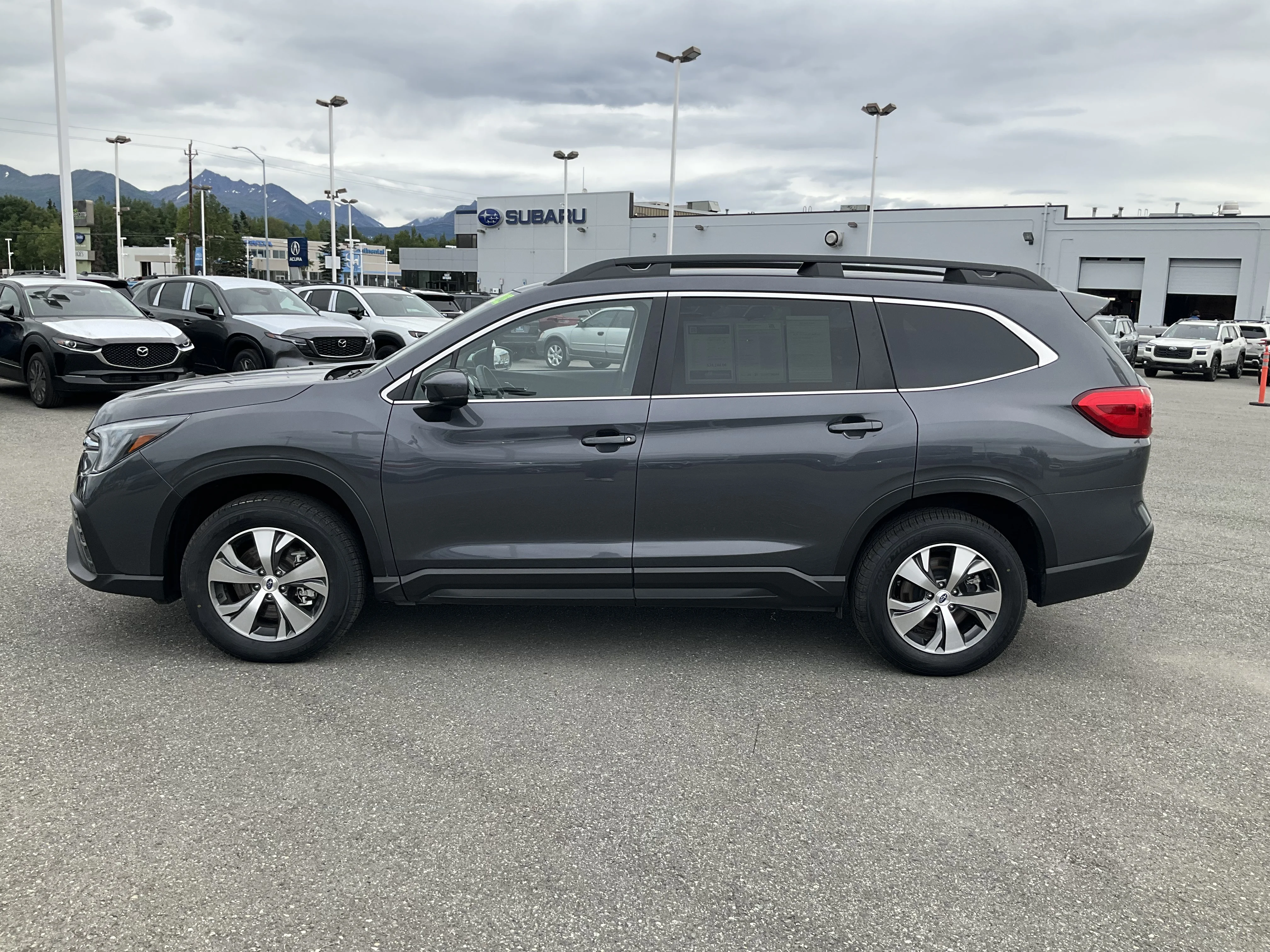 Used 2025 Magnetite Gray Metallic Subaru Premium image 3