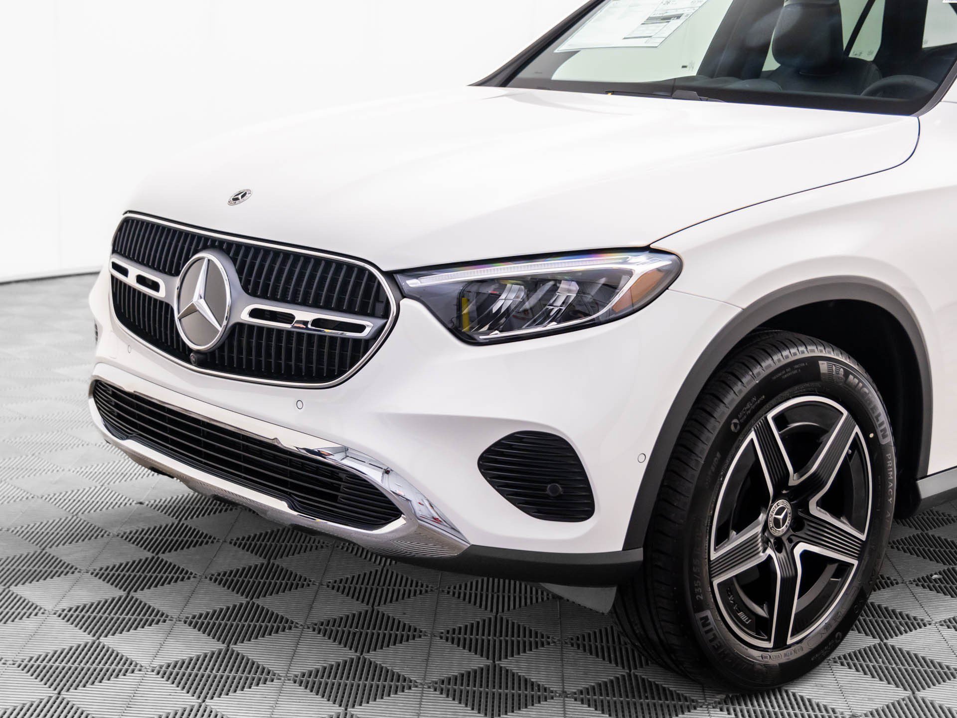 New 2026 White Mercedes-Benz GLC 300 image 69