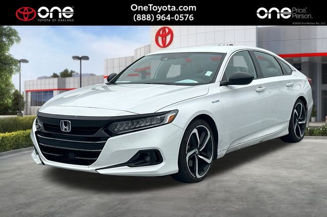 Used 2022 White Honda Sport image 1