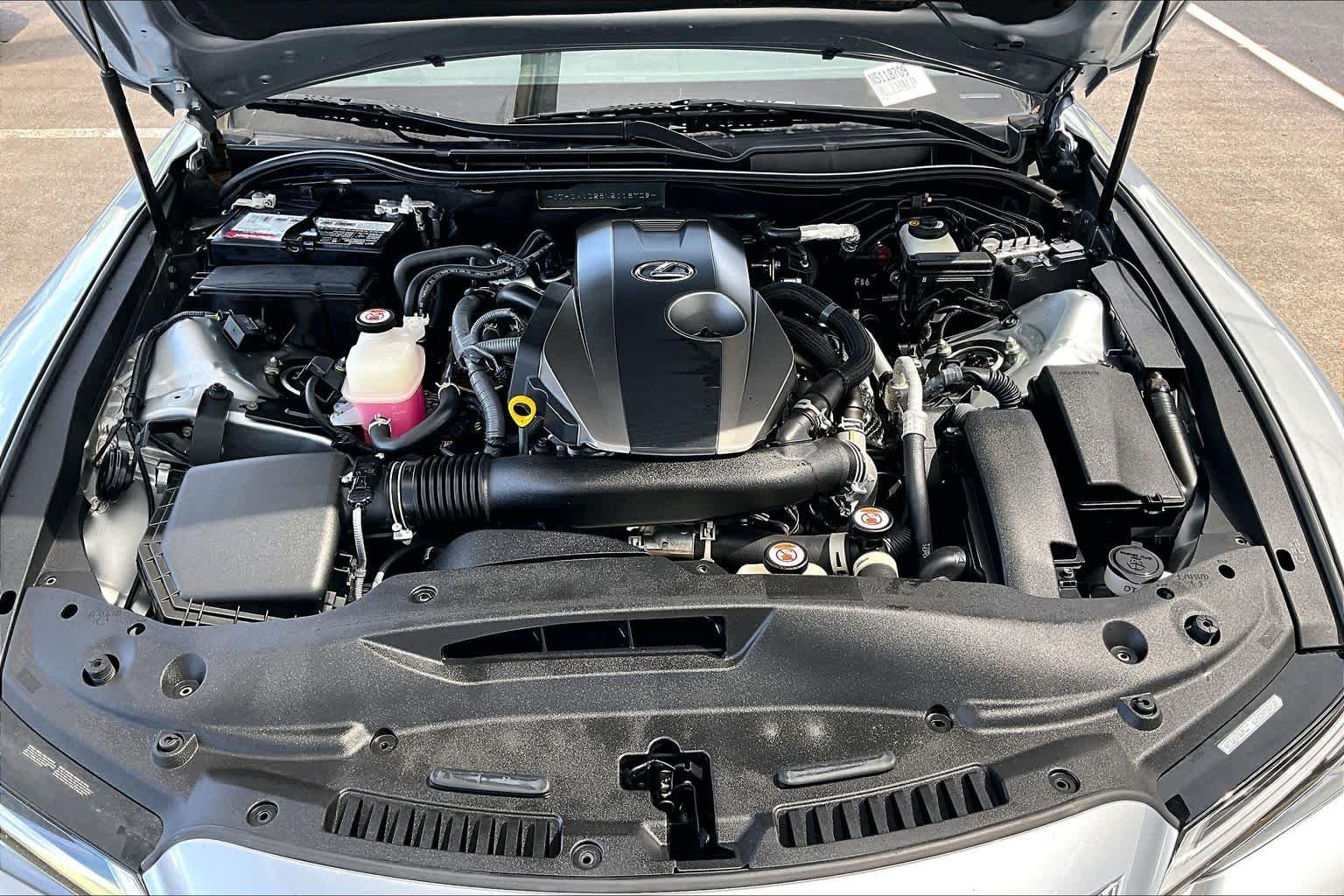 Used 2022 Iridium Lexus  image 32