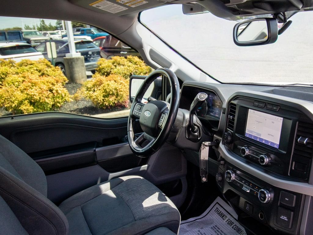 Used 2021 White Ford XLT image 19