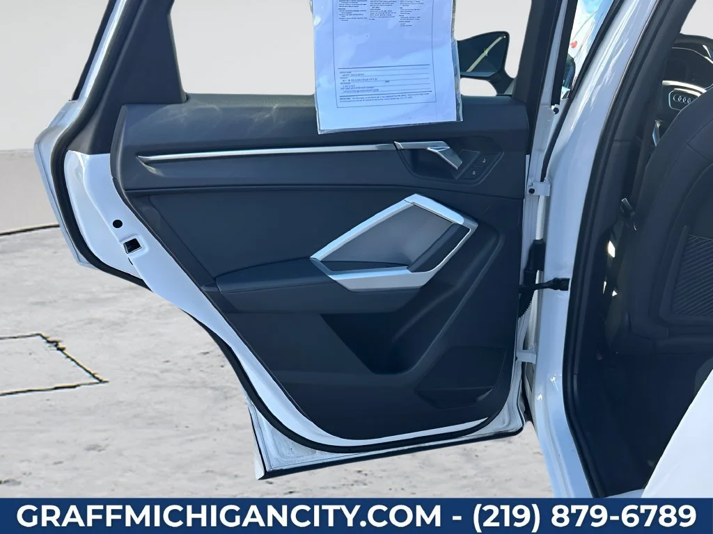 2025 Audi Q3 S Line Premium - Photo 19