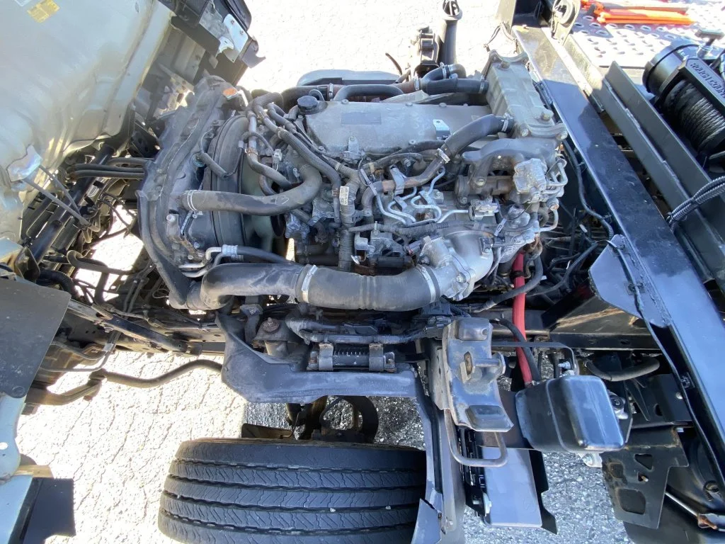 Used 2019  Isuzu Rollback image 57