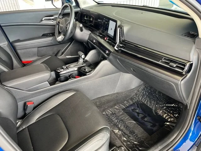Certified Used 2025 Sapphire Blue Kia EX image 57