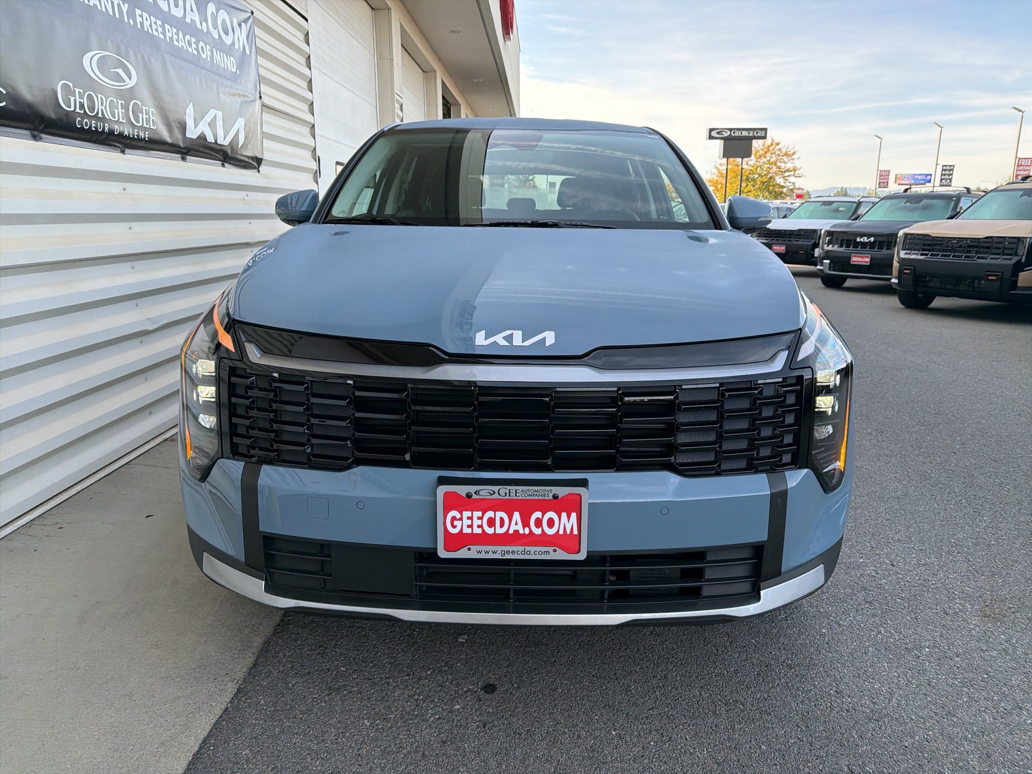 New 2027 Heritage Blue Kia S image 2