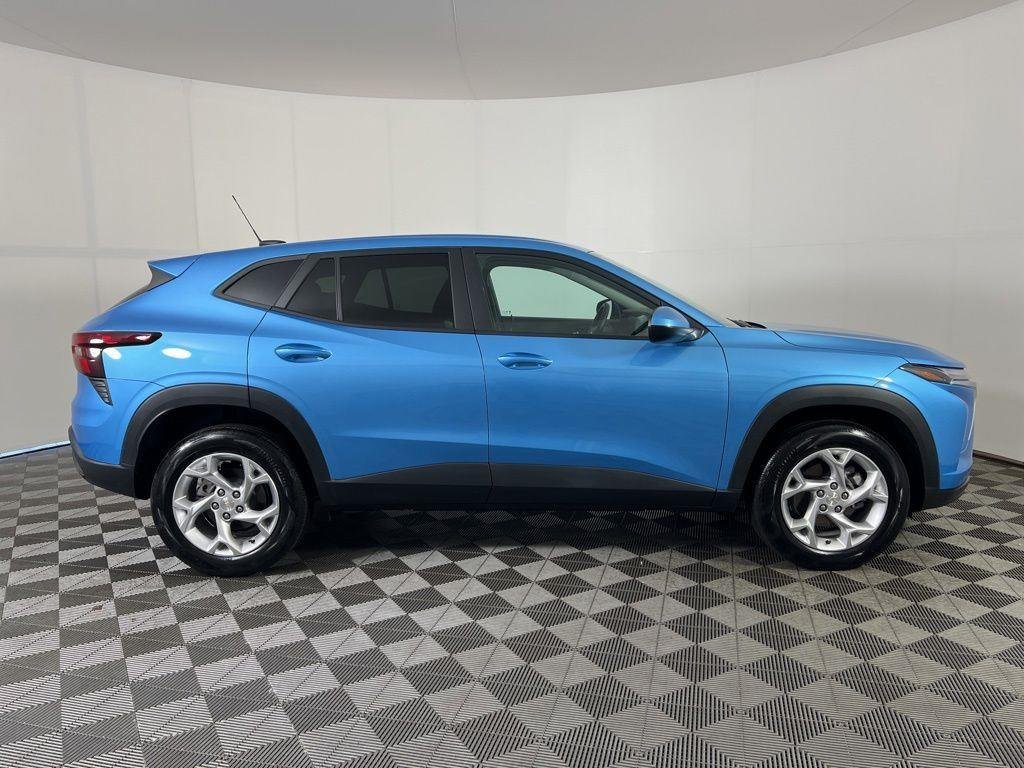 Used 2025 Marina Blue Chevrolet LS image 21