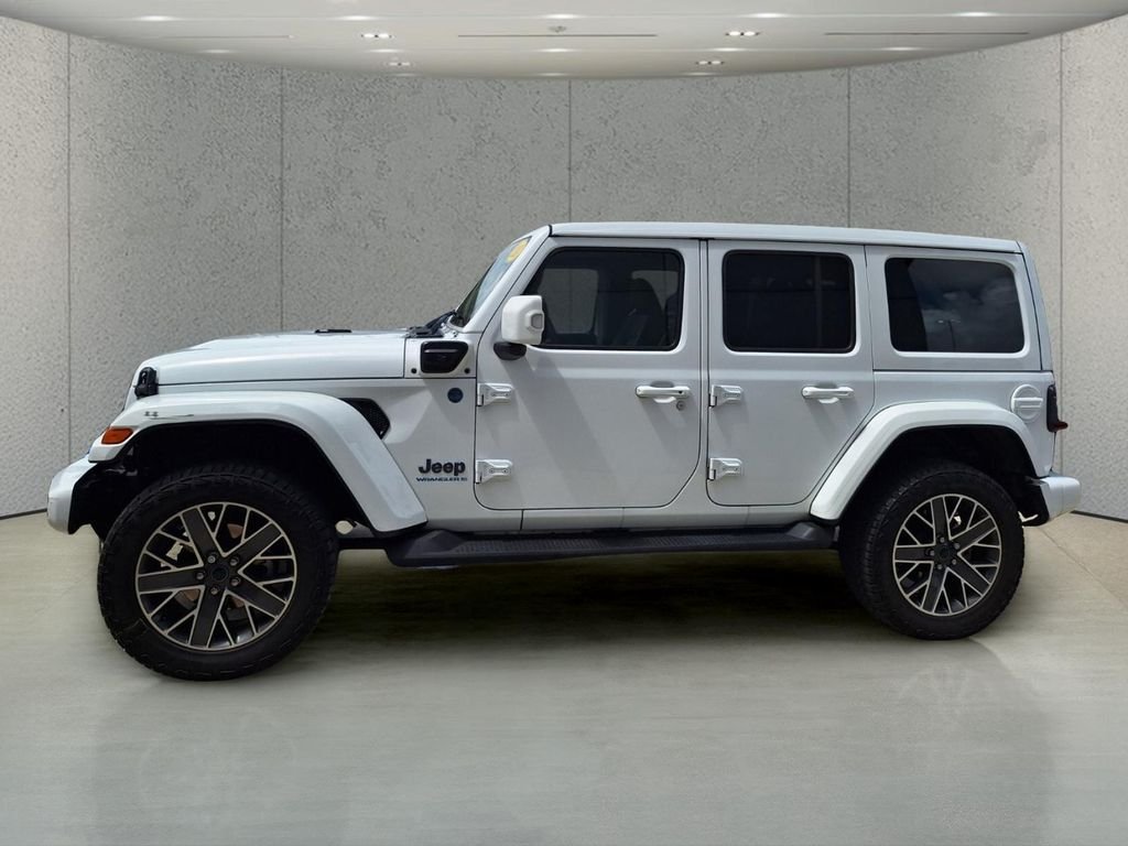 Used 2024 White Jeep High Altitude 4xe image 2