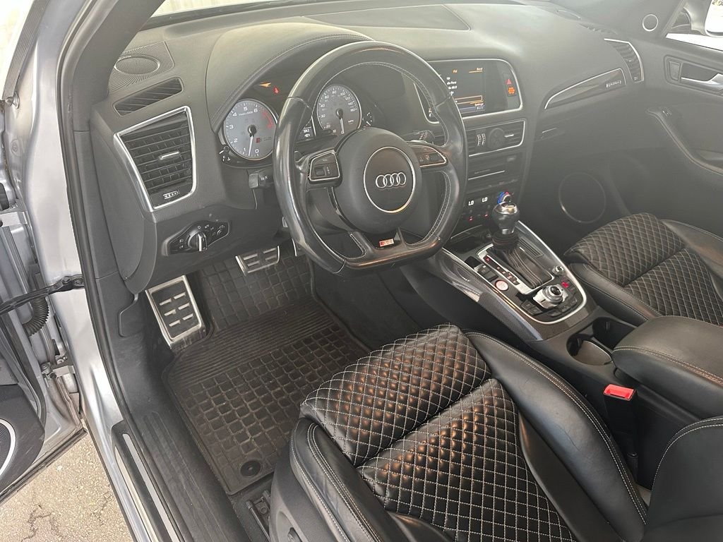 Used 2017  Audi 3.0T Prestige image 12