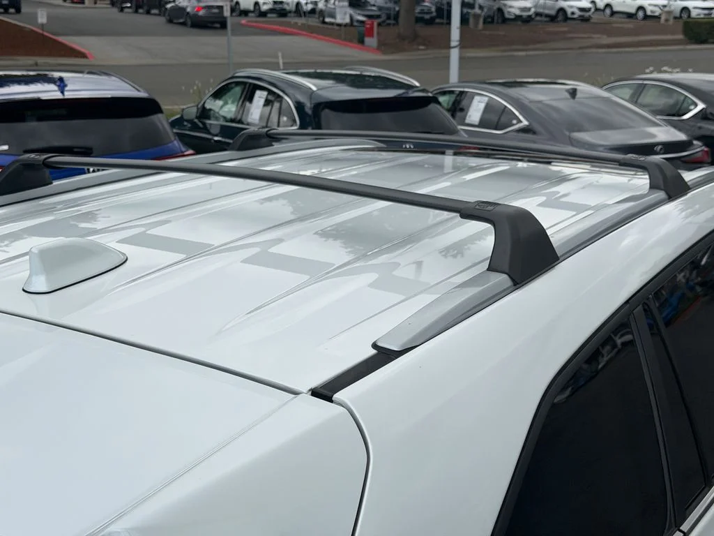 Used 2023 Wind Chill Pearl Toyota XLE image 7