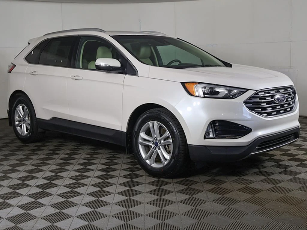 Used 2019 White Ford SEL image 45