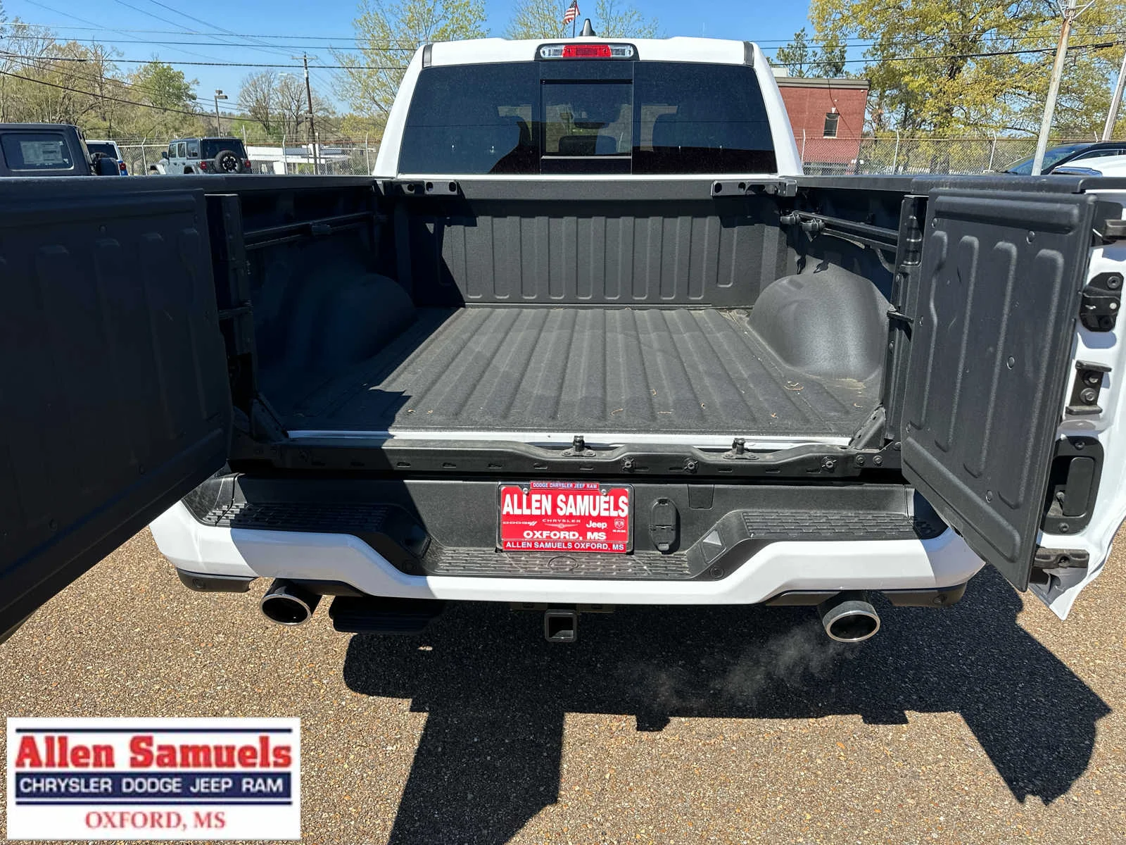 2026 RAM 1500 Laramie - Photo 41
