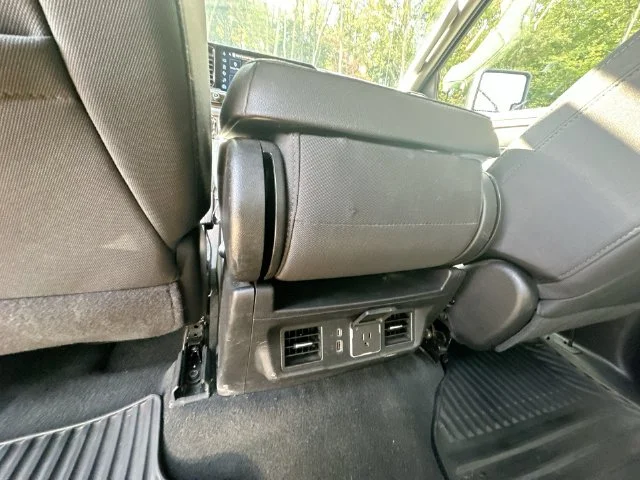 Used 2025 White Chevrolet LT image 25