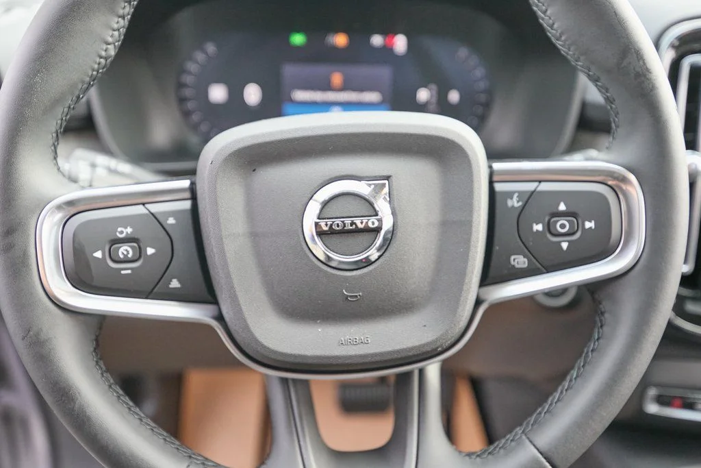 2026 Volvo XC40 Core - Photo 12