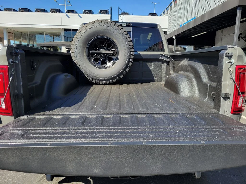New 2026 Ceramic Gray Clear-Coat Exterior Paint RAM Laramie image 19