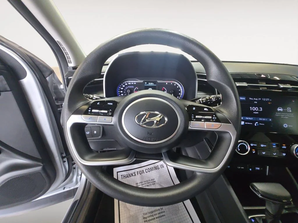 Used 2023 Silver Hyundai SEL image 19