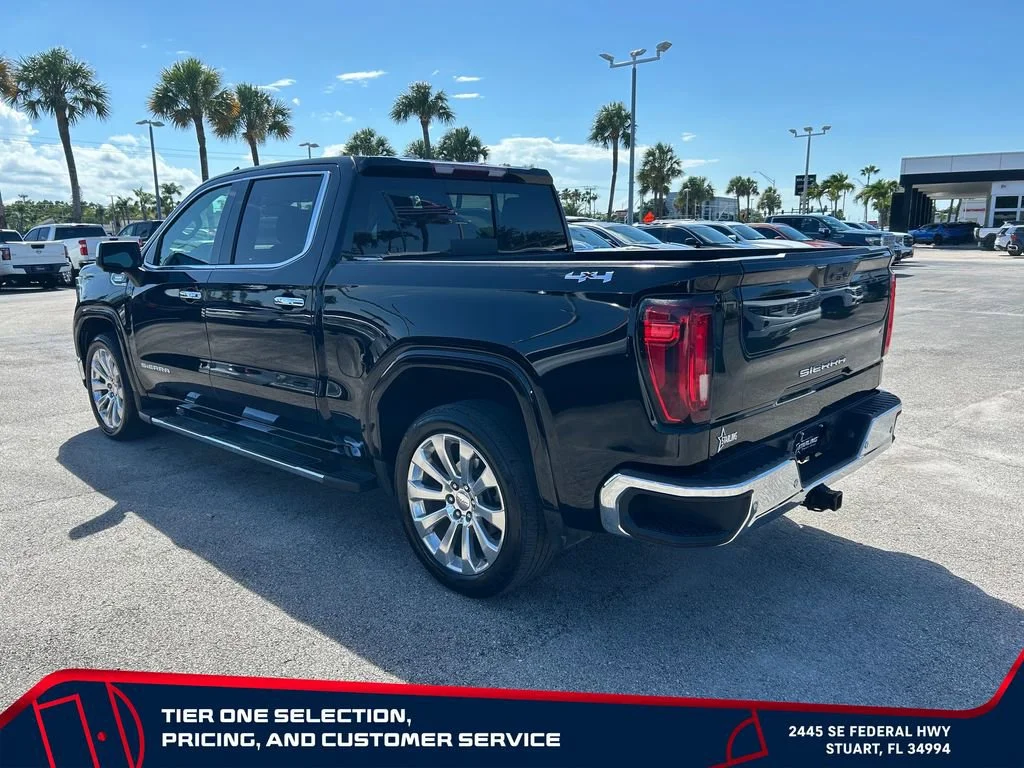 Used 2023 Onyx Black GMC SLT image 5