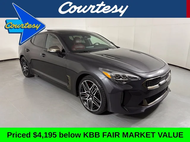 2022 Kia Stinger GT1