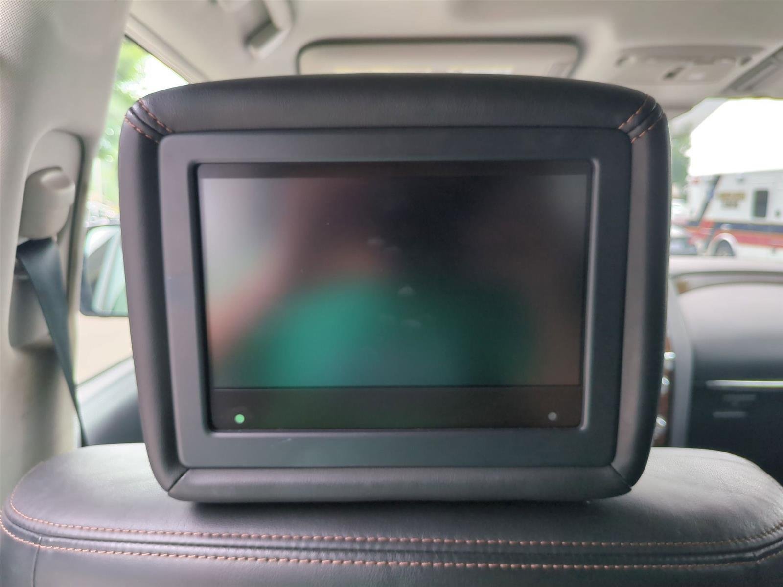 Used 2019 Gun Metallic Nissan Platinum image 37