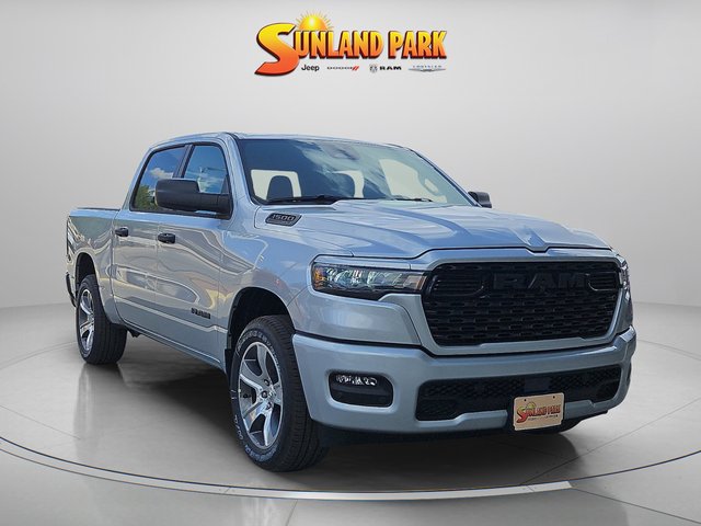 New 2026 RAM 1500 Express 4x2 Crew Cab