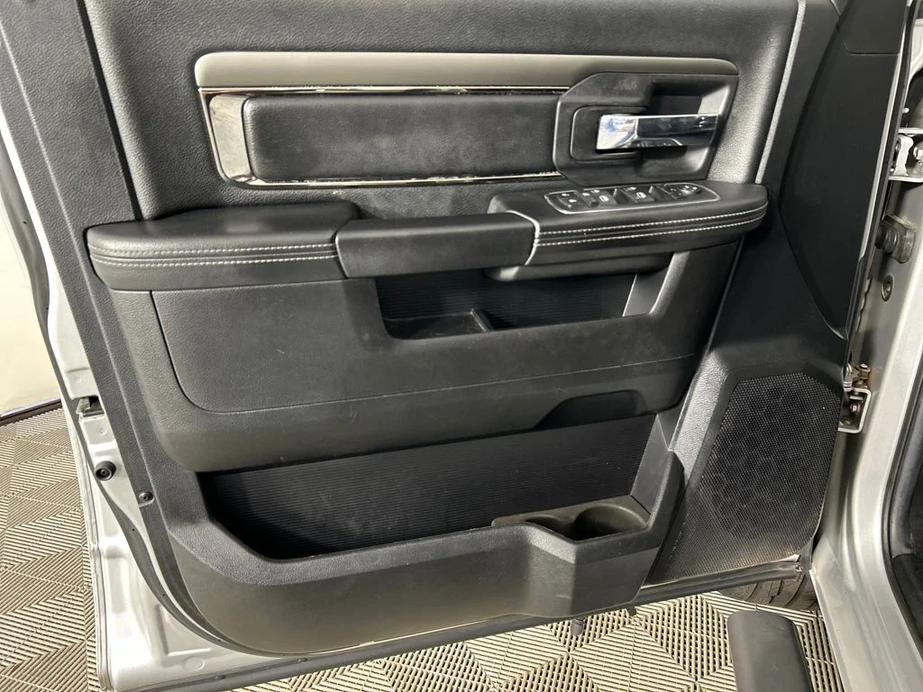 Used 2014 Silver Ram Sport image 12