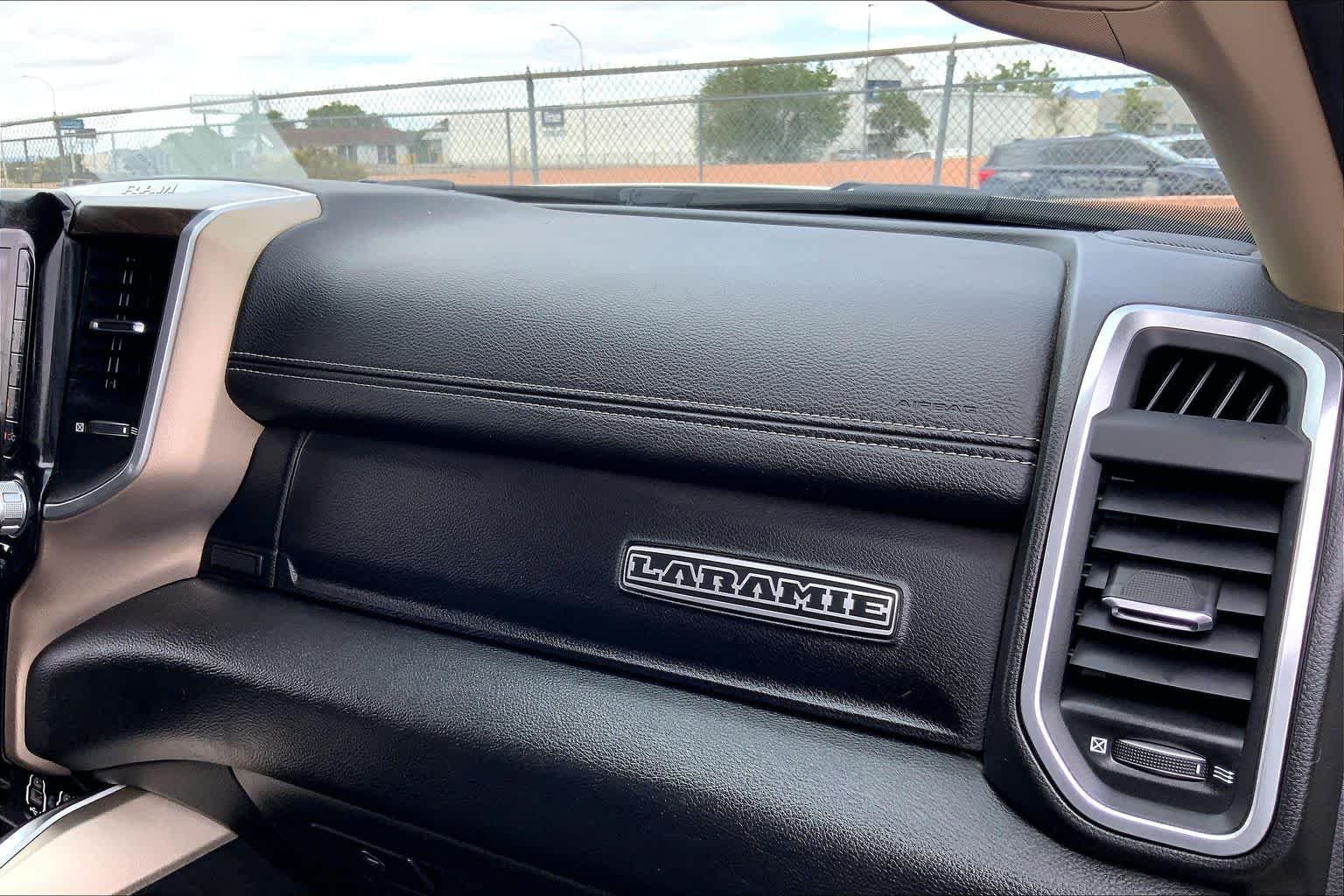Used 2022 Pearl White Ram Laramie image 16