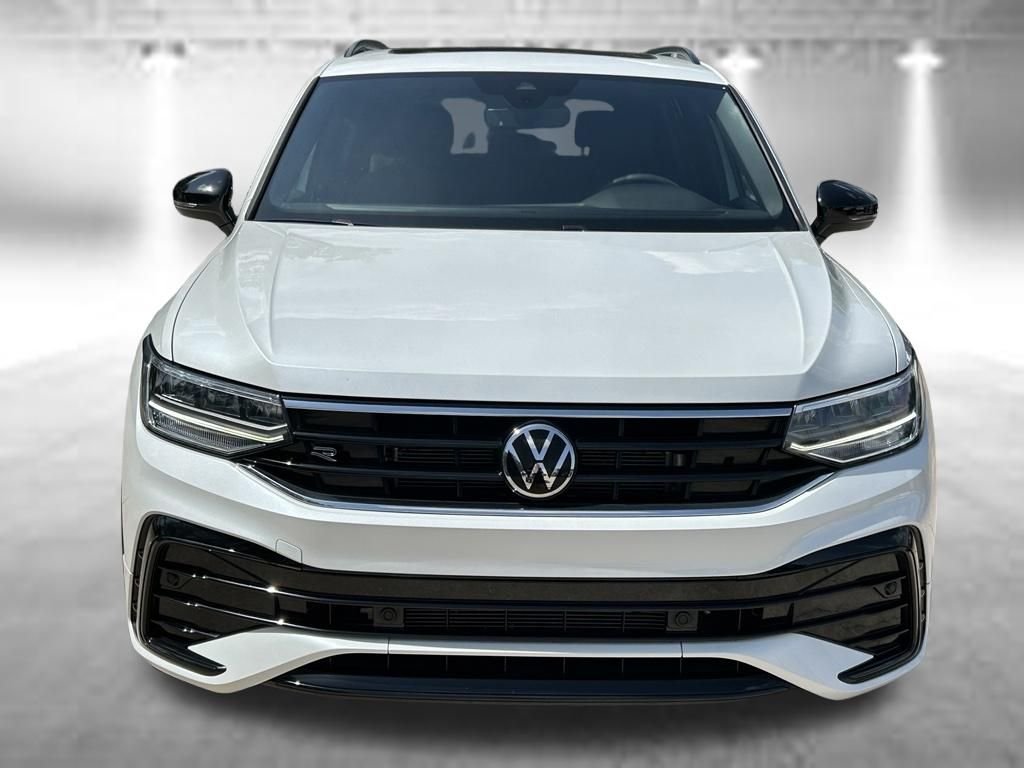 Certified Used 2023 White Volkswagen 2.0T SE R-Line Black image 7