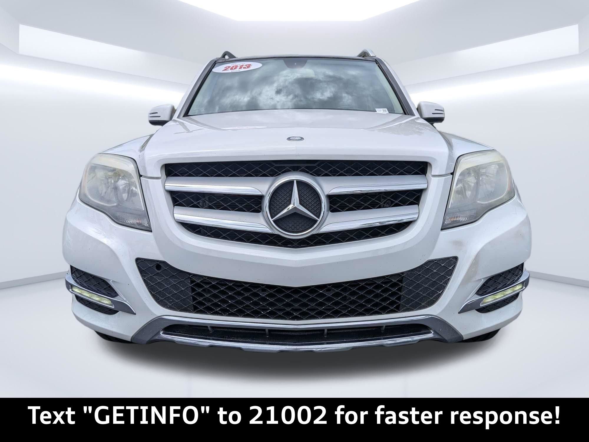 Used 2013  Mercedes-Benz GLK 350 image 10