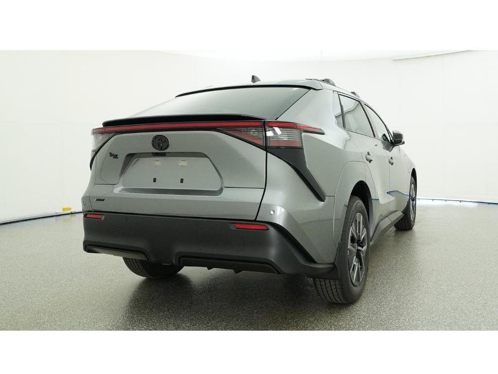 New 2026 Heavy Metal Toyota XLE image 24