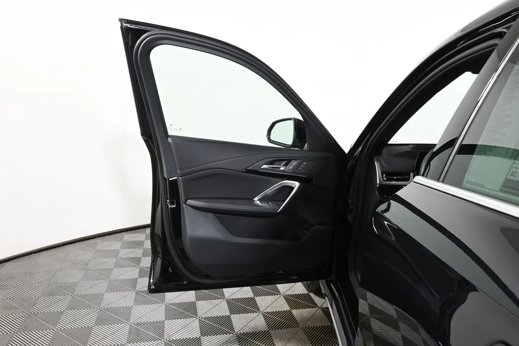 New 2027 Black BMW xDrive28i image 24