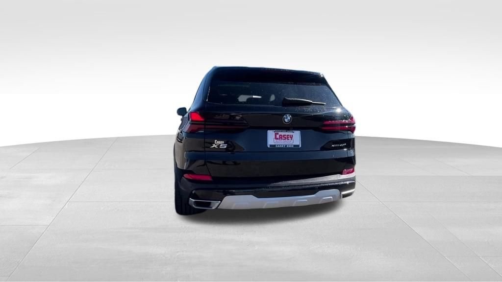 Used 2026 Black BMW xDrive40i image 12