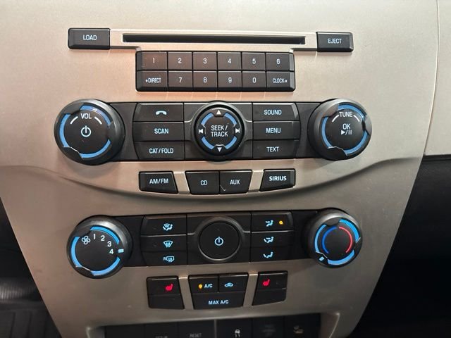 2010 Ford Focus SEL - Photo 17