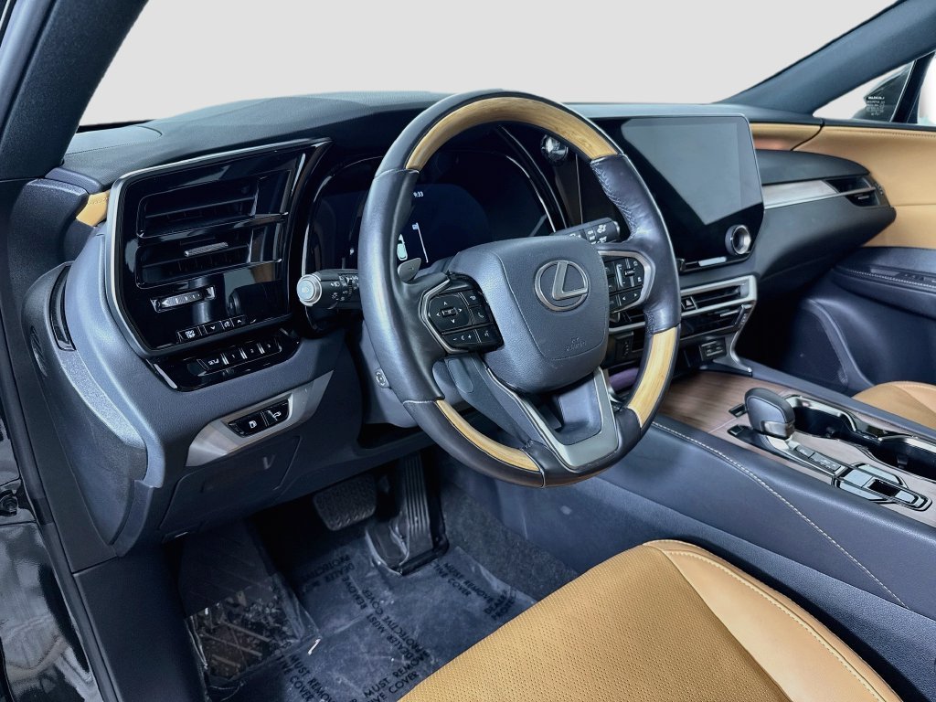 Used 2025 Black Lexus 350 Premium Plus image 9