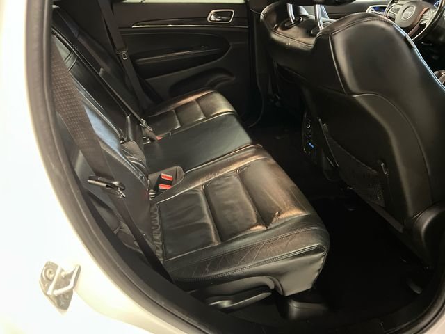 Used 2019 White Jeep Limited image 13