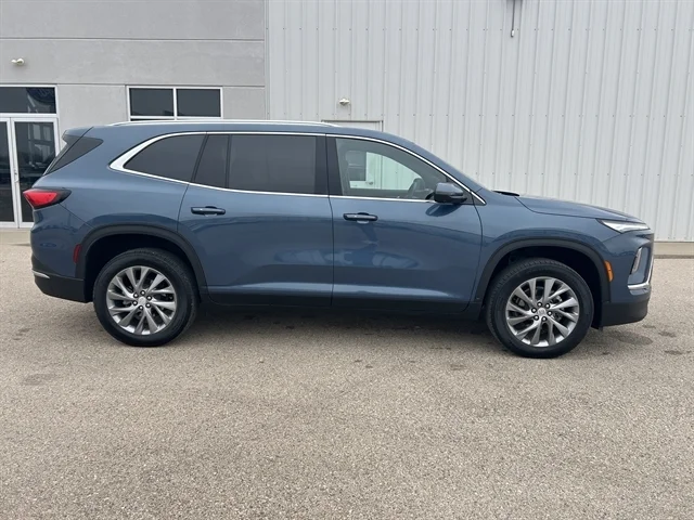 Used 2025 BLUE BUICK Preferred image 4