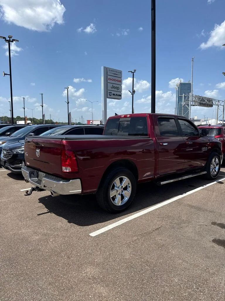 Used 2018 Delmonico Red Pearlcoat RAM Big Horn image 4