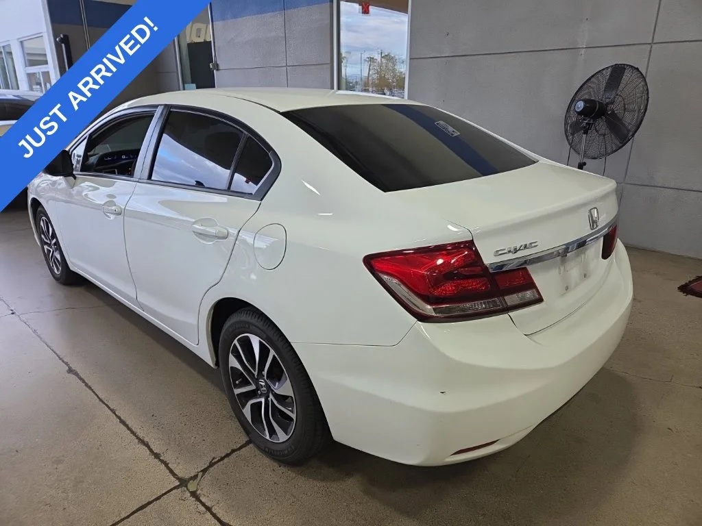 Used 2013 Taffeta White Honda EX image 4