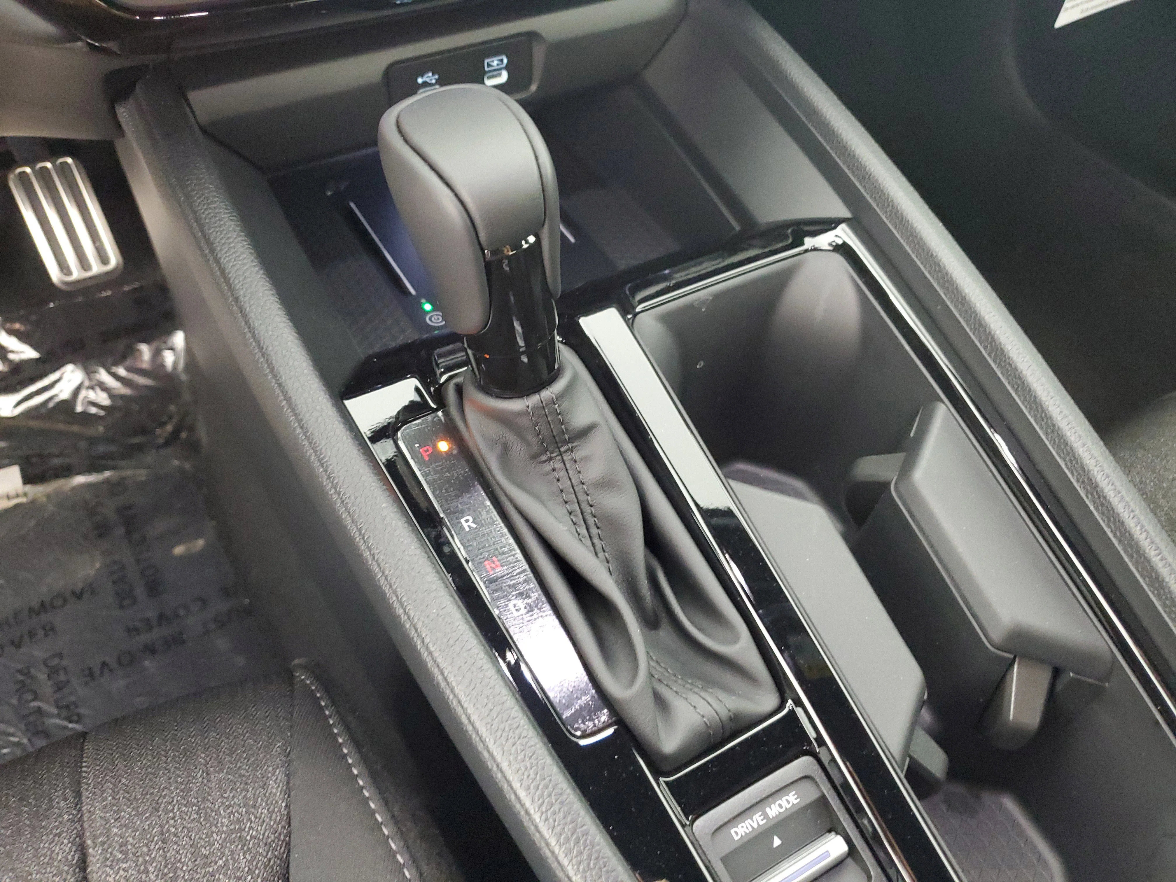 New 2026 Platinum White Pearl Honda Sport Hybrid image 24