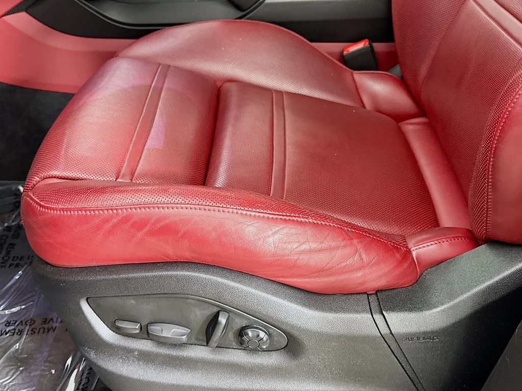 Used 2022 Black Porsche Platinum Edition image 20