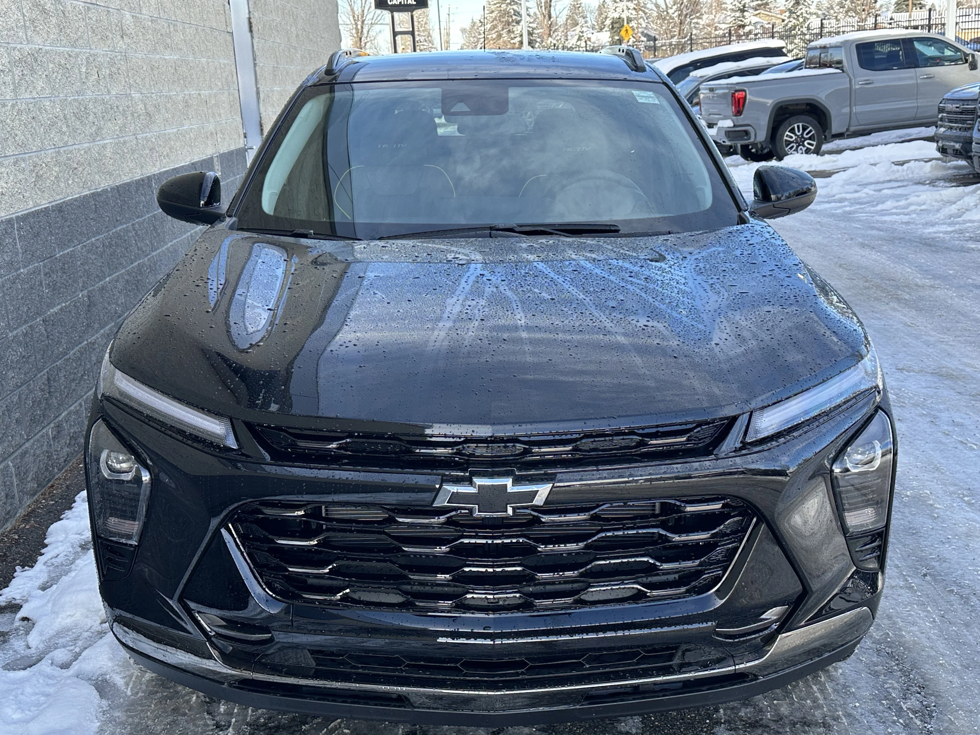 New 2026 Mosaic Black Metallic Chevrolet ACTIV image 2