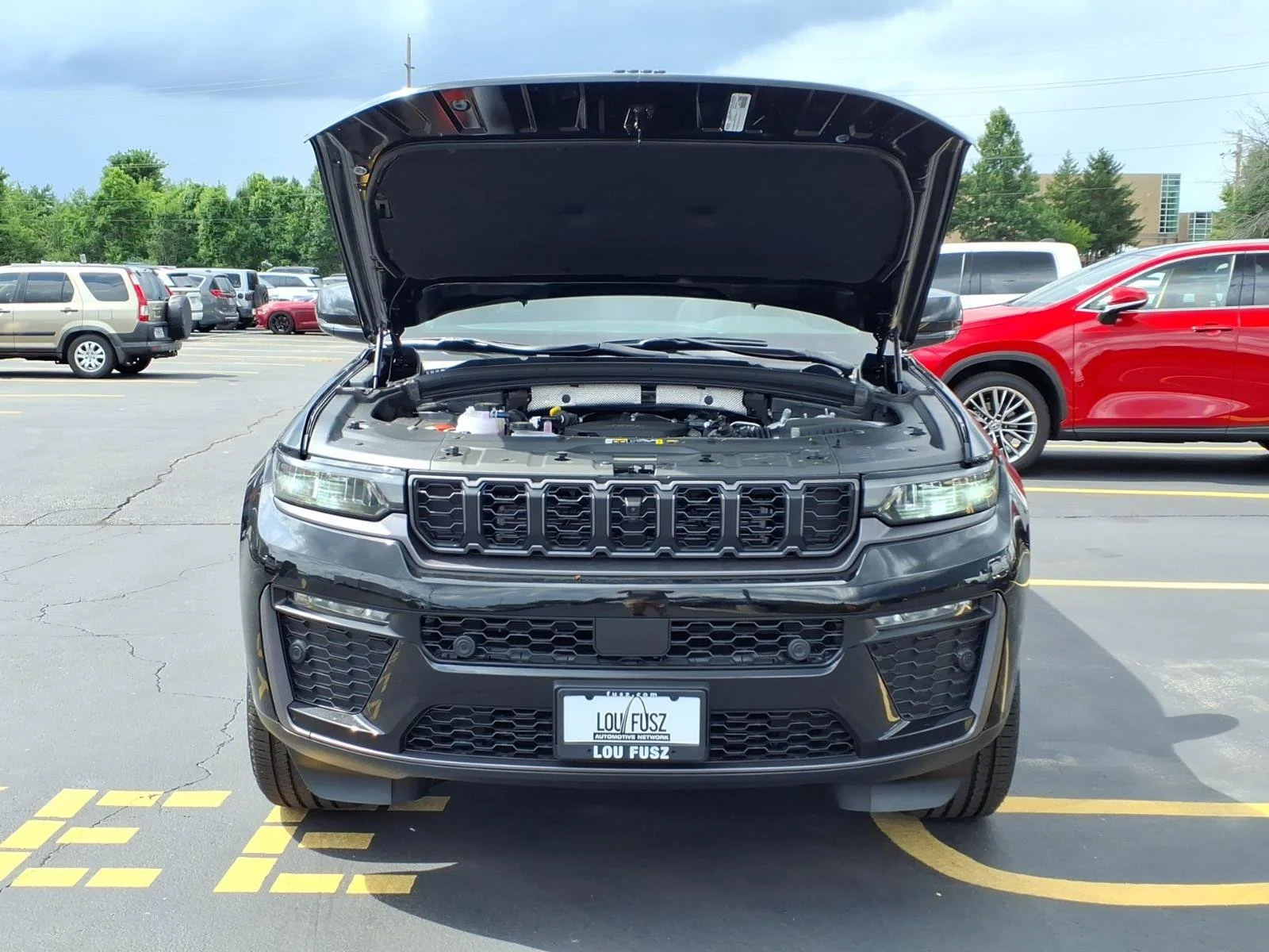 New 2026 Diamond Black Crystal Pearlcoat Jeep  image 22
