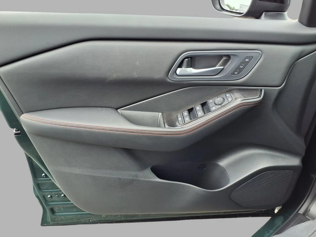 New 2026 Obsidian Green Pearl Nissan Rock Creek® image 19