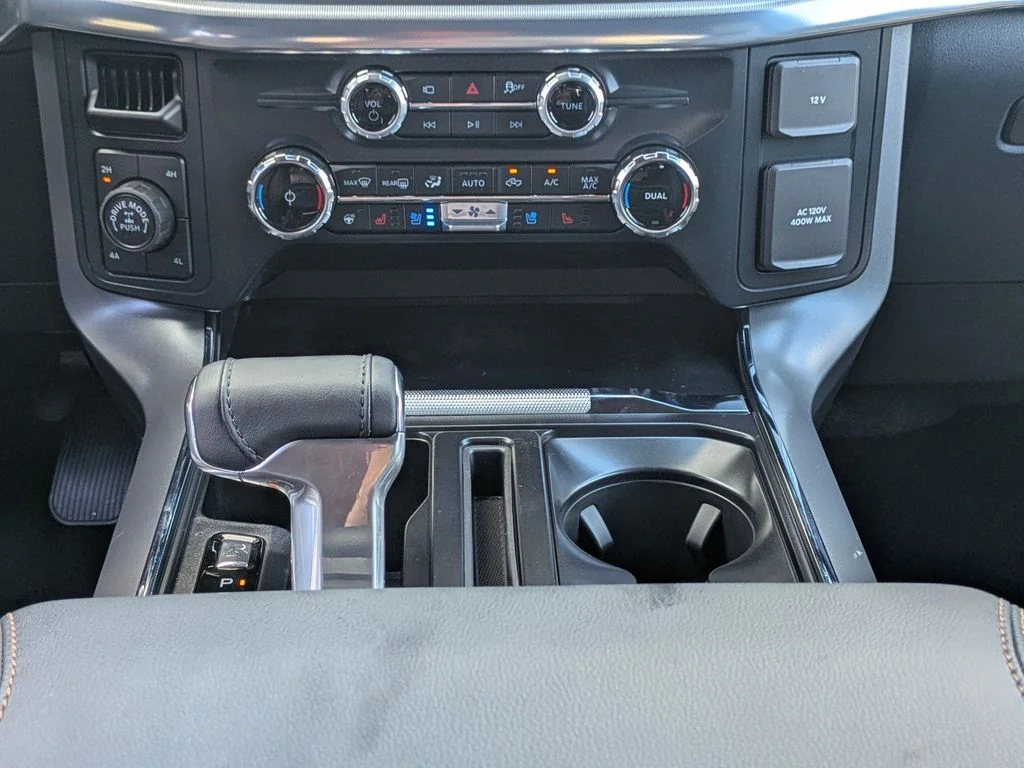 New 2026 Oxford White Ford Lariat image 20
